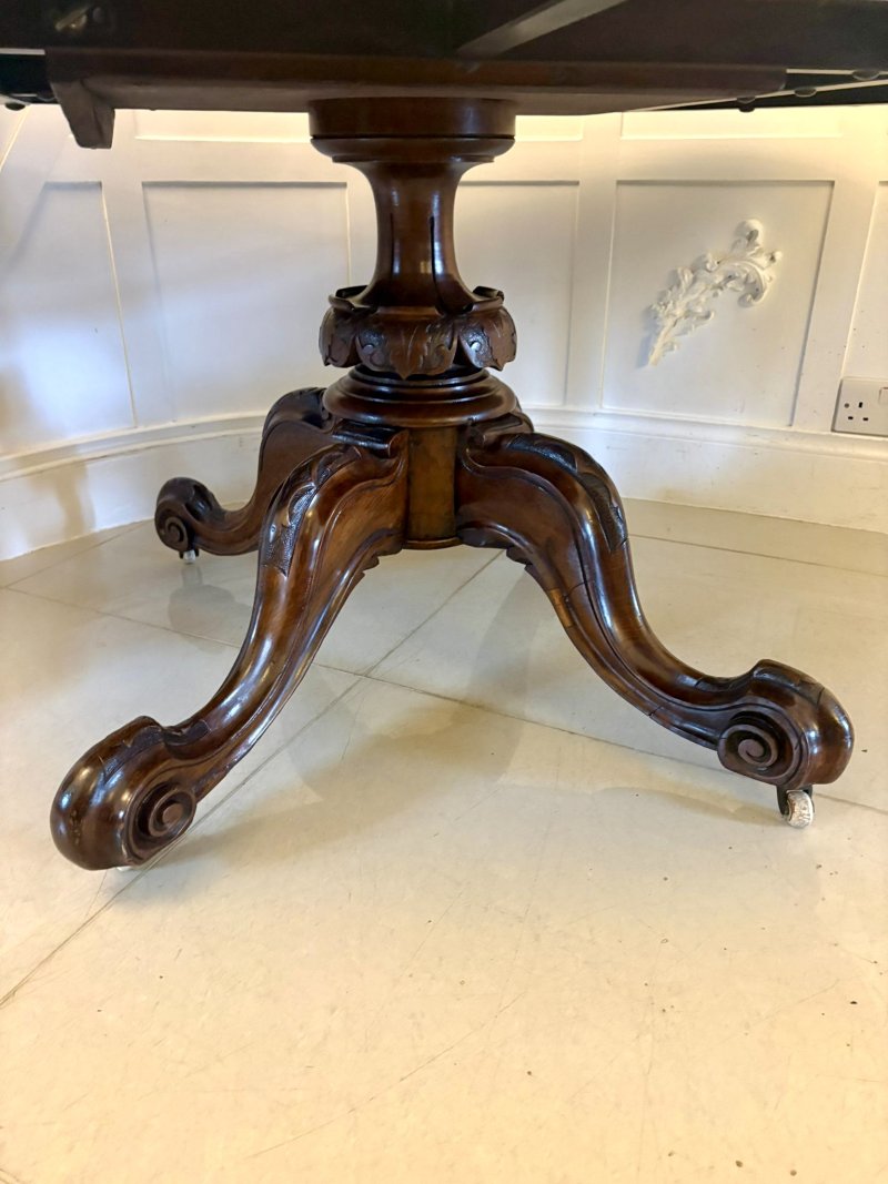 Quality Antique Victorian Burr Walnut Oval 6 Seater Dining Table on Carved Pedestal Base - Image 13